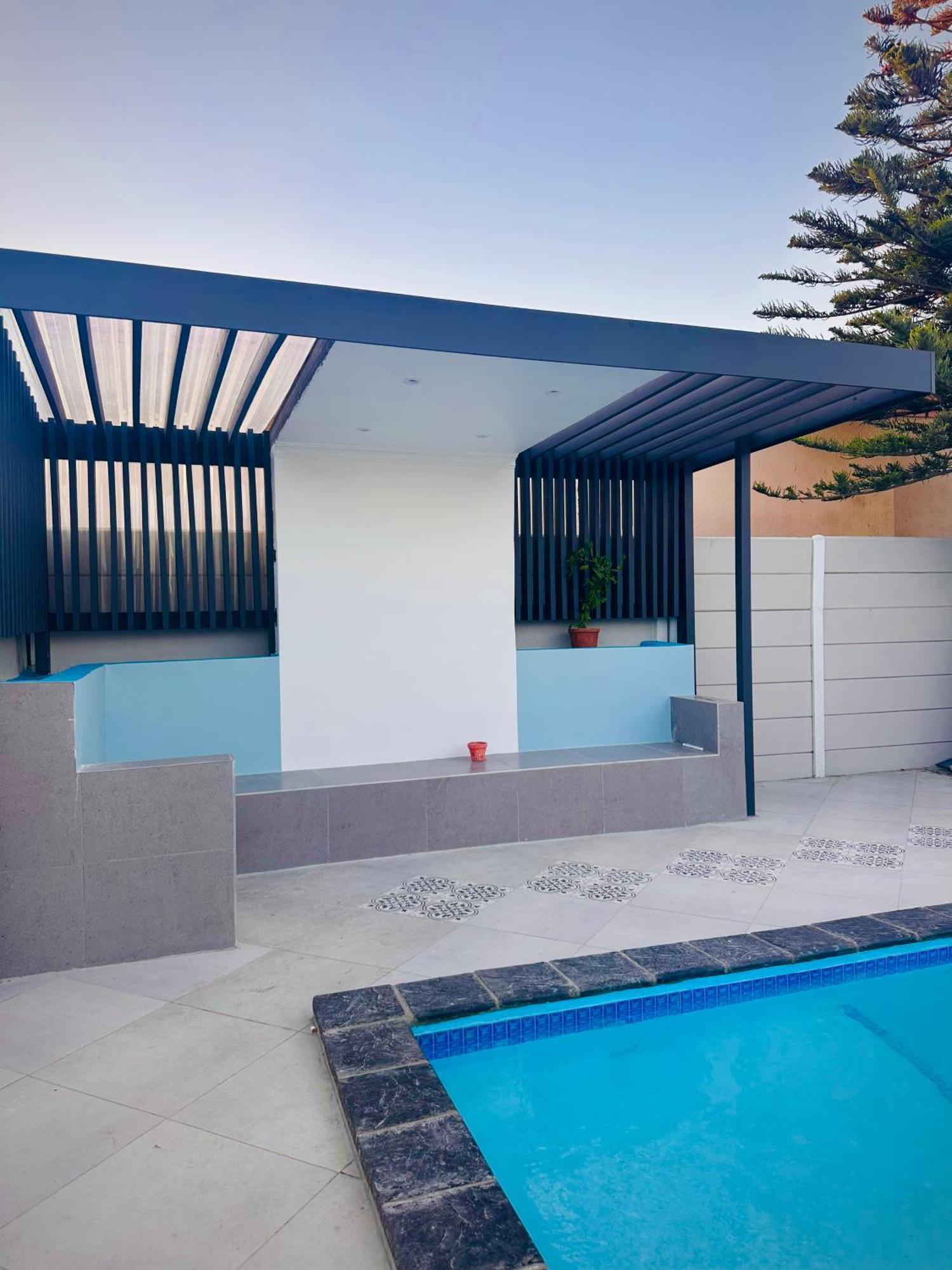 Entertainers Delight Near The & Wine Routes Holiday home Cape Town