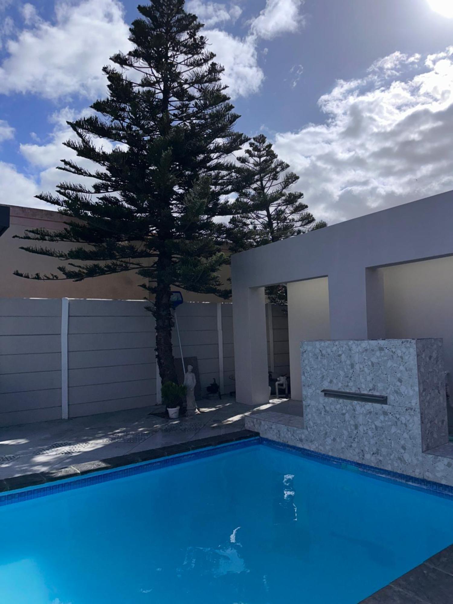 Entertainers Delight Near The & Wine Routes Cape Town