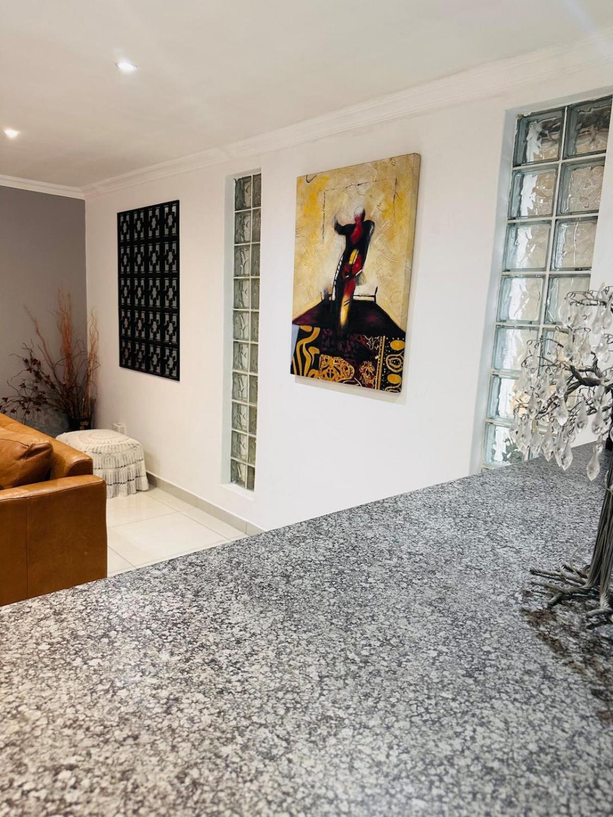 Entertainers Delight Near The & Wine Routes Holiday home *